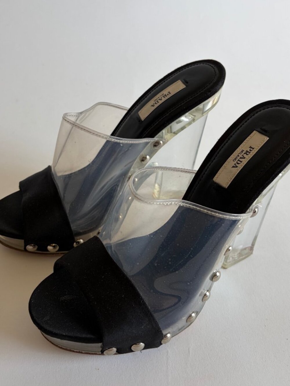 VINTAGE PRADA 2010 RUNWAY CLEAR STUDDED HEELS - Picture 5 of 12